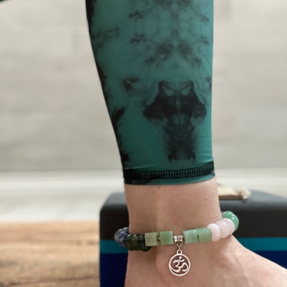 Natural Gemstone Chakra Anklet/Bracelet with OM - Picture 2 of 4